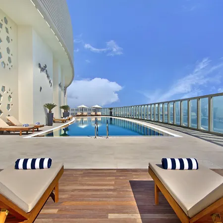 The Curve Hotel-2